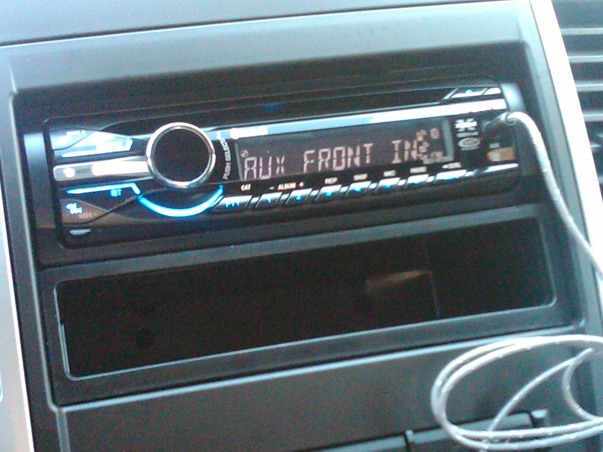 Nissan frontier auxiliary audio input jack